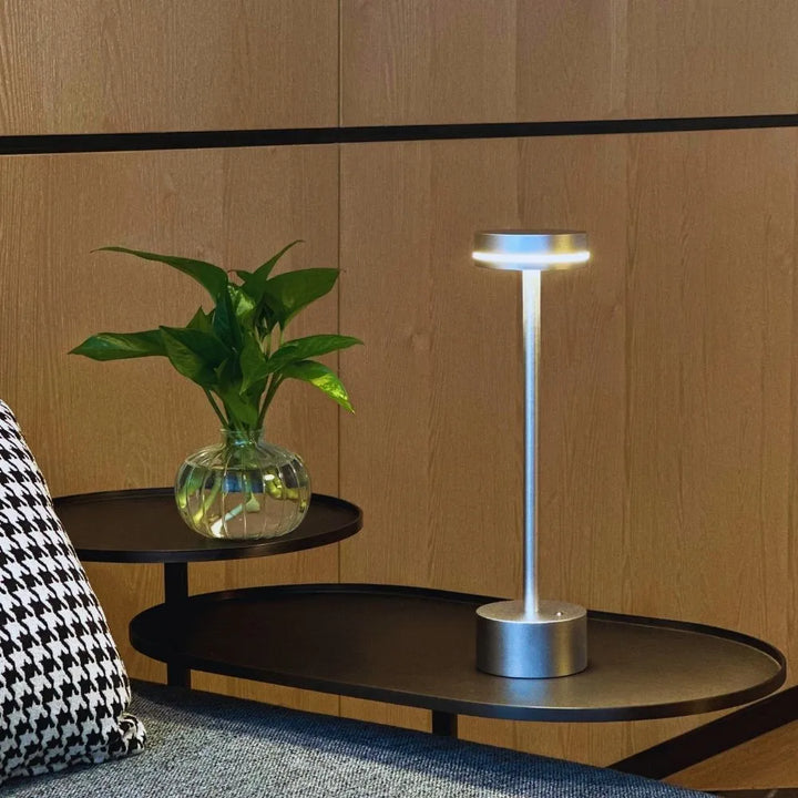Skanto | Kosmisk Eleganse Lampe