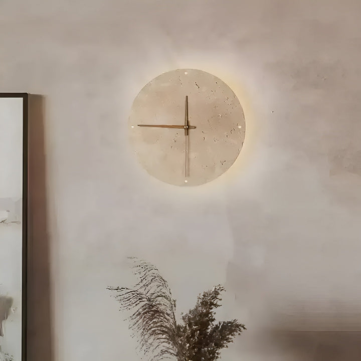 Travertine Veggklokke med LED Lys – Minimalistisk & Dekorativ | Høy- Kvalitets Naturlig Stein Klokke | Skanto