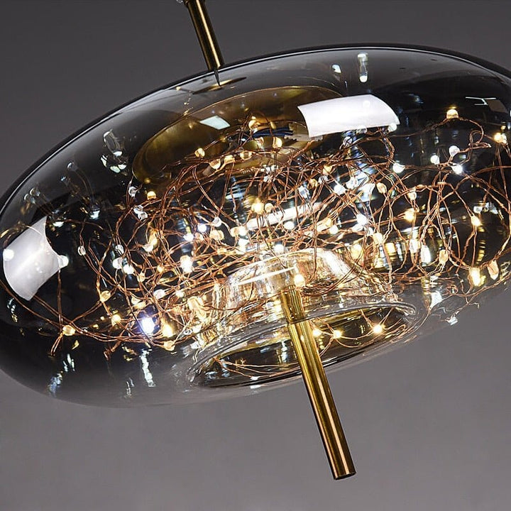 Skanto | Elegant hengende lampe med glasskjerm og fe-motiv