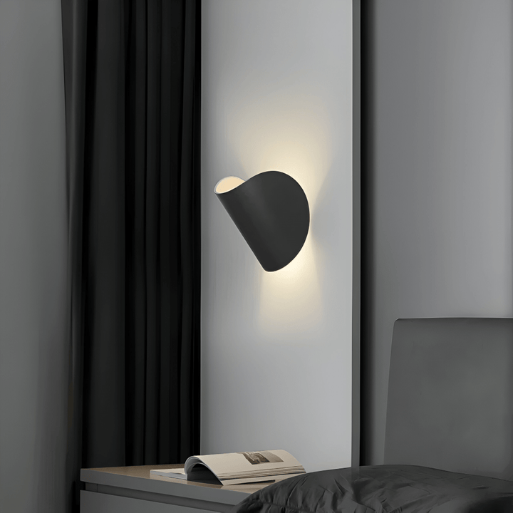 Skanto | Twist Vegglampe – Rotérbar Vegglampe for Tilpasset Belysning