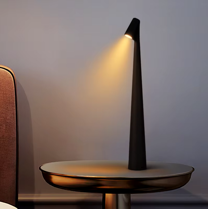Skanto | LumiLux Bærbar Touch LED Lampe – Oppladbar, Dimbar og Slank Design