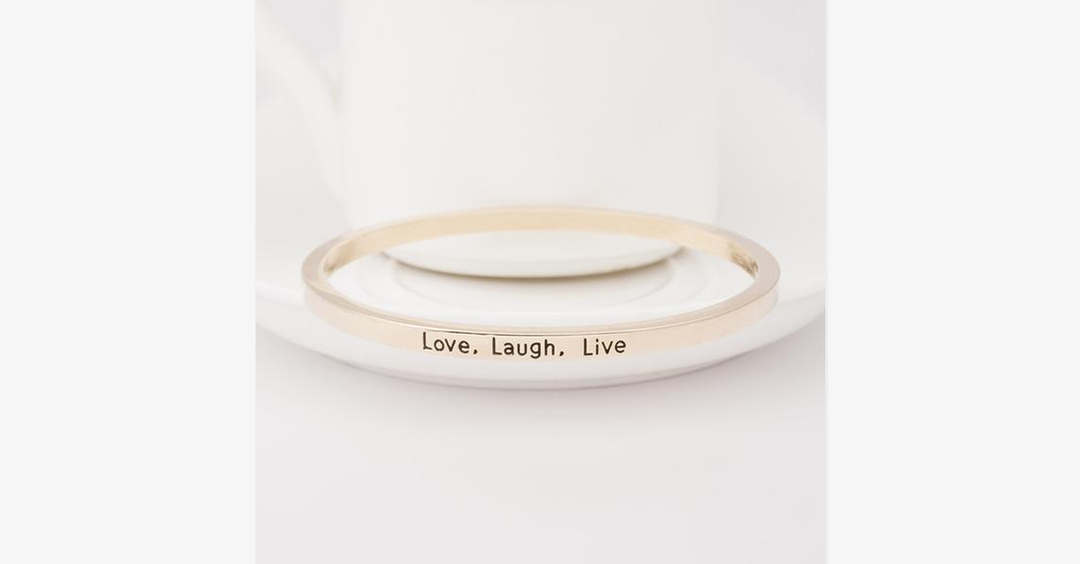 Skanto | Elske Latter Leve Gravert Mansjettarmbånd