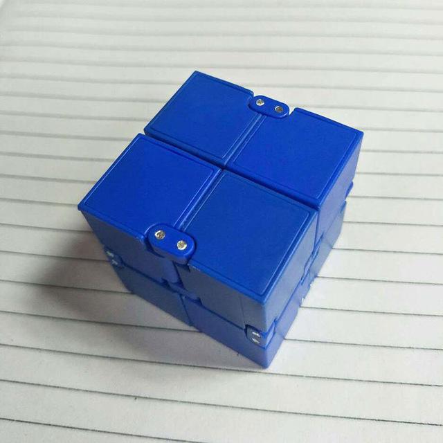 Infinity Cube | Skanto