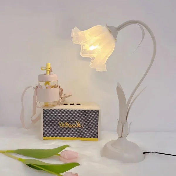 Skanto | BloomBeam - Justerbar Retro Bordlampe