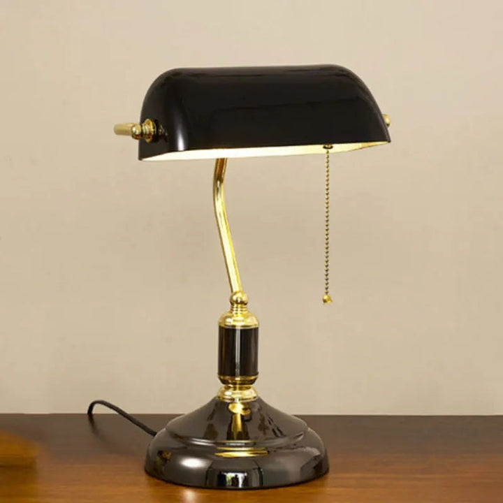 Skanto | GlassOpulence - Stilig europeisk bordlampe
