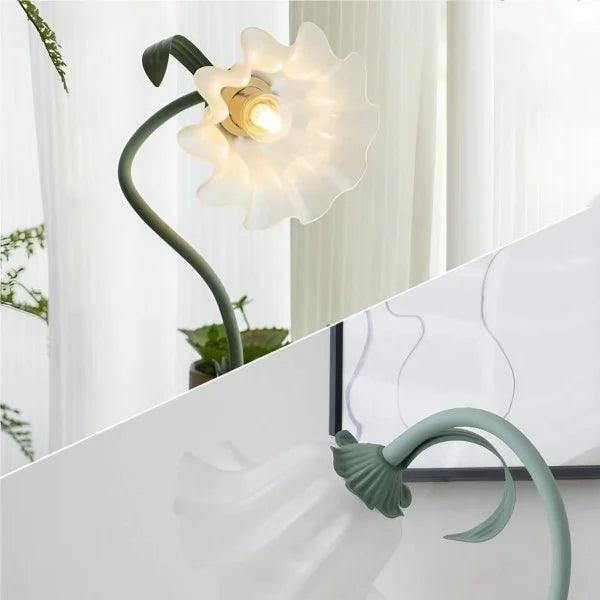 Skanto | BloomBeam - Justerbar Retro Bordlampe