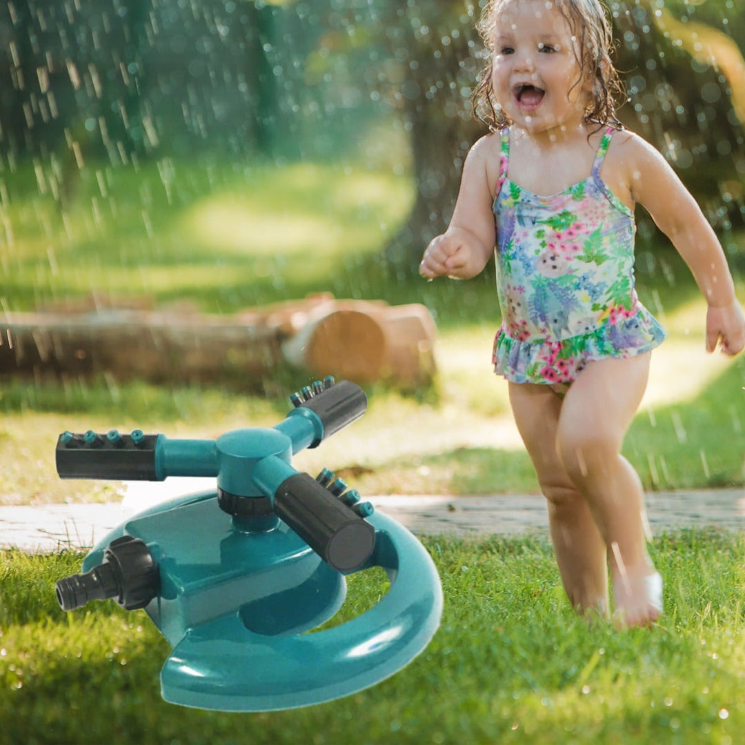 Tre-armet sprinkler på base | Skanto