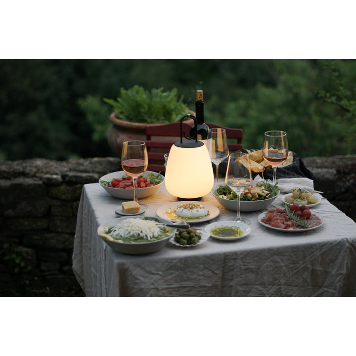 Skanto | Allsidig Patio Lantern - LunaGlow