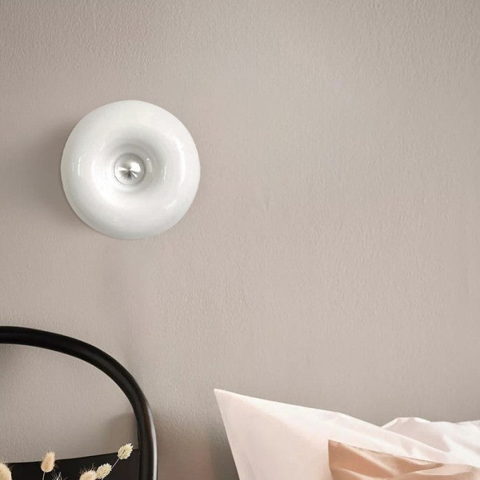Skanto | Bauhaus Donut Vegglampe & Bordlampe