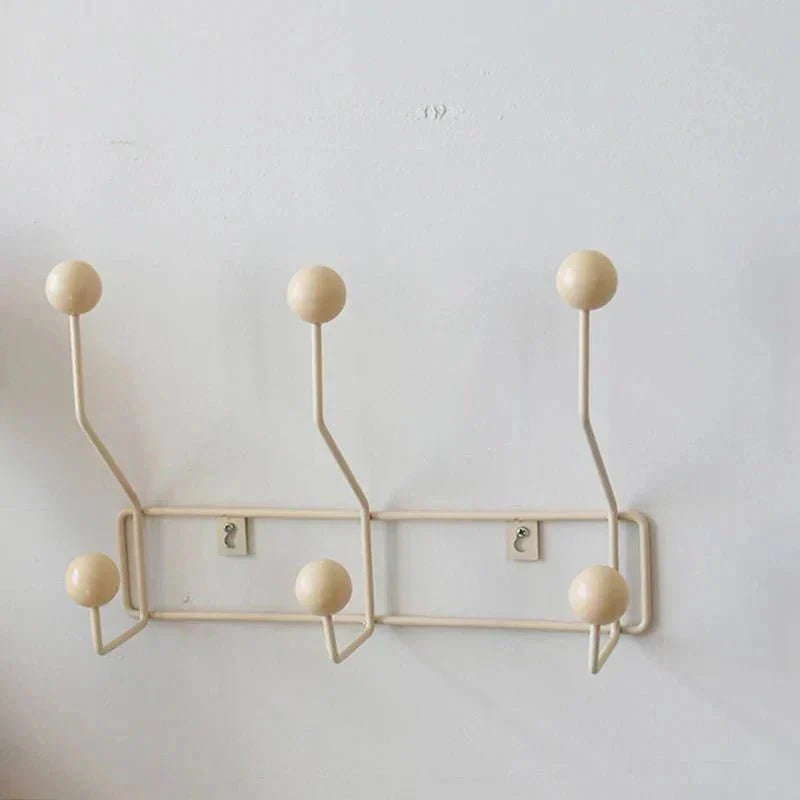 Skanto | Vintage Kleshengere Metallsett - Klassisk Garderobe for Frakker og Tilbehør