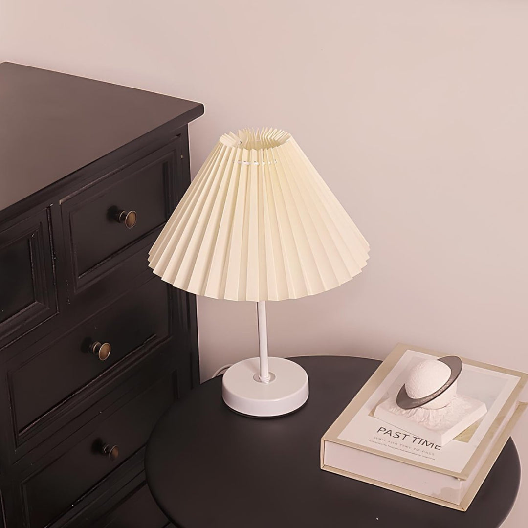 Skanto | Pleatique Bordlampe