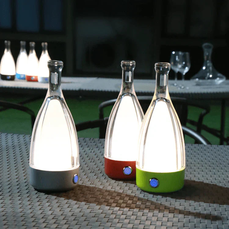 Skanto | CorkGlow - Vinflaske Bordlampe