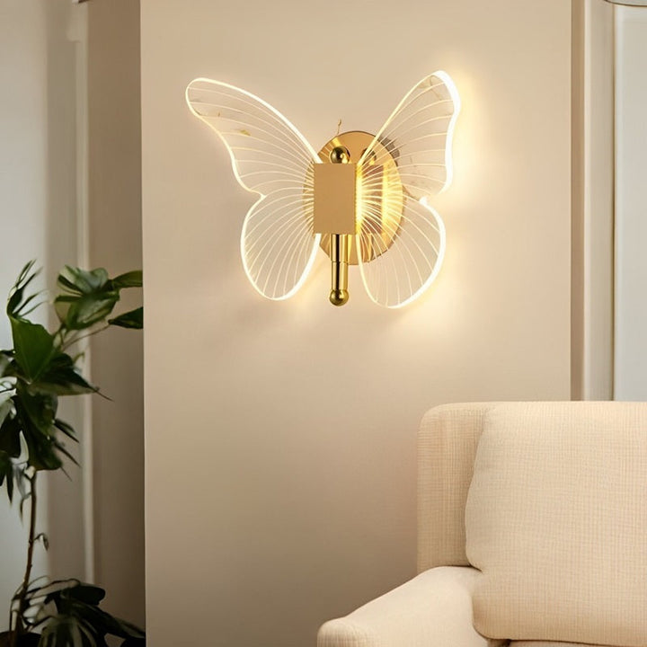 Skanto | Sommerfuglformet LED-vegglampe med tre lysmoduser