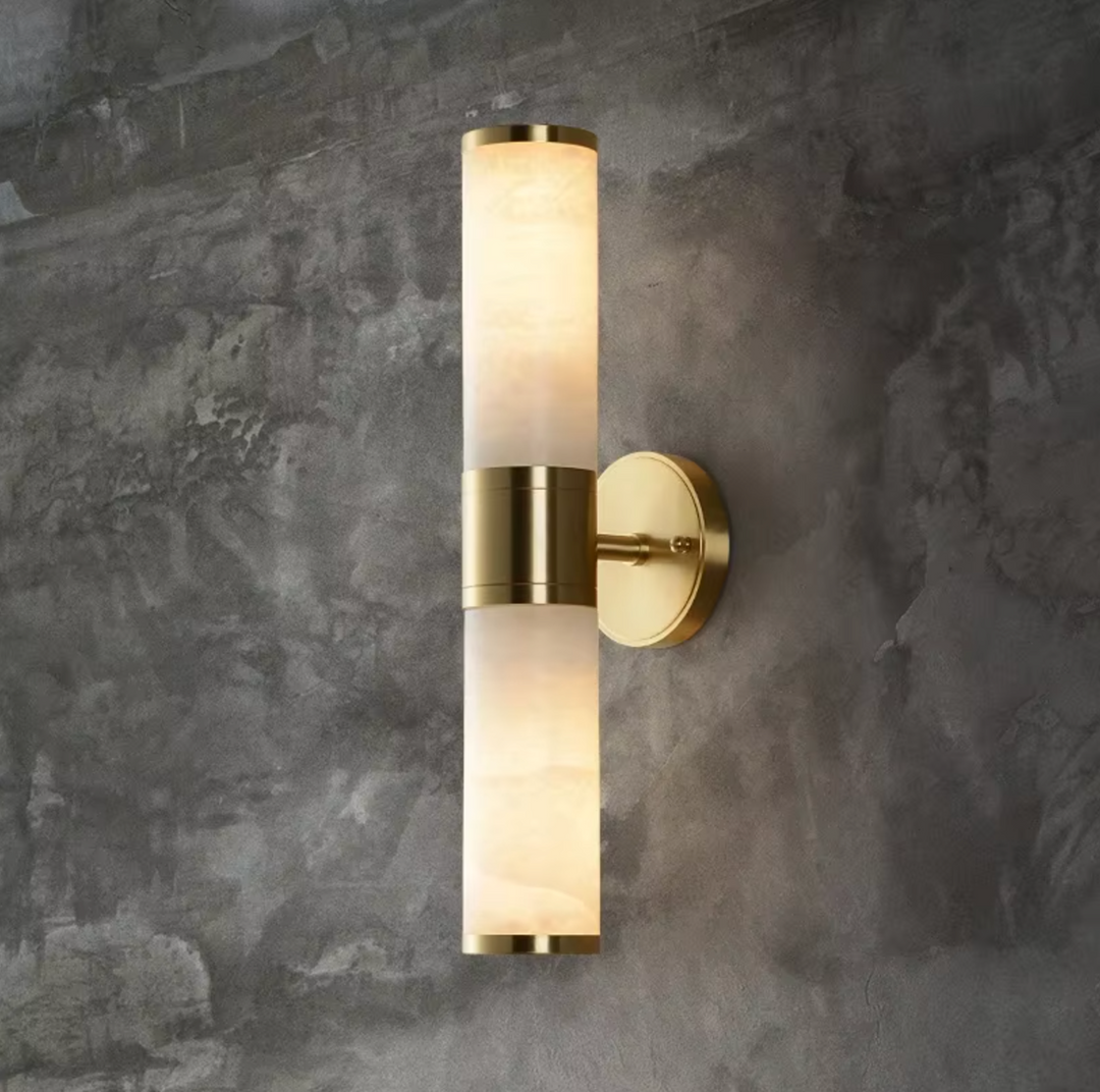 Skanto | Stilig vegglampe i gullskygge inspirert
