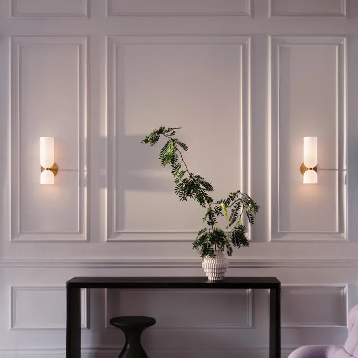 Skanto | Glassvegglampe med LED-teknologi Kombinasjon av eleganse og funksjonalitet