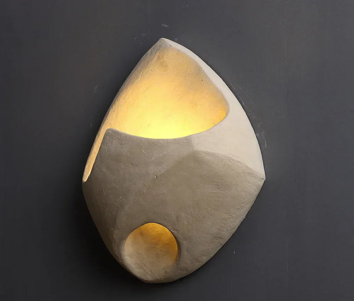Skanto | Minimalistisk Vegglampe med Wabi-Sabi Estetikk
