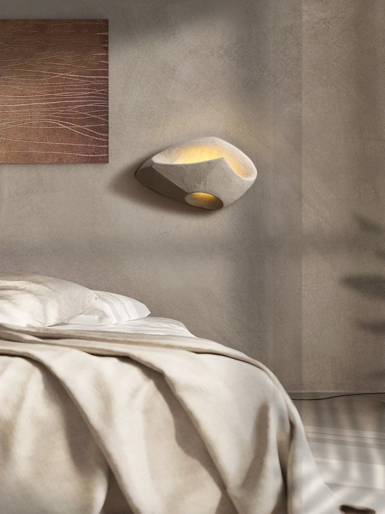 Skanto | Minimalistisk Vegglampe med Wabi-Sabi Estetikk