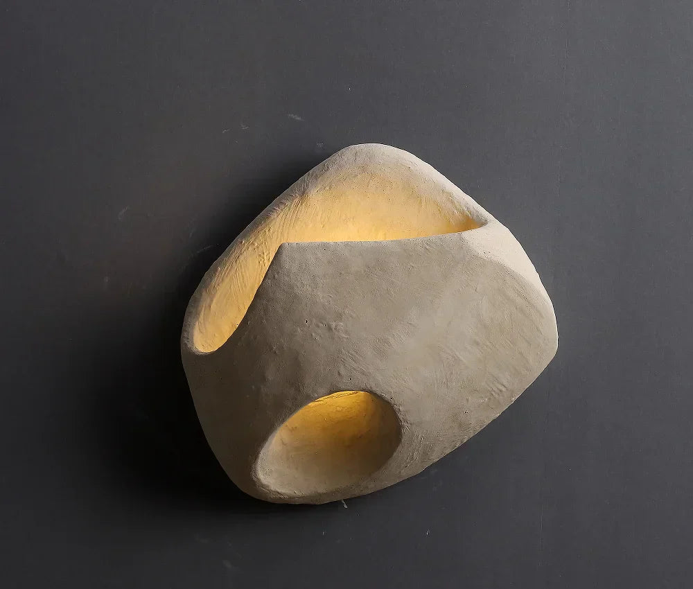 Skanto | Minimalistisk Vegglampe med Wabi-Sabi Estetikk