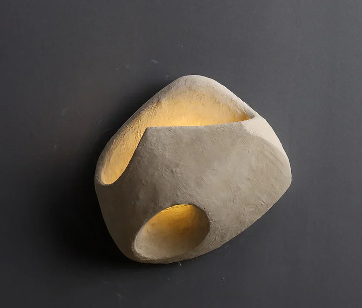 Skanto | Minimalistisk Vegglampe med Wabi-Sabi Estetikk