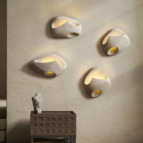 Skanto | Minimalistisk Vegglampe med Wabi-Sabi Estetikk