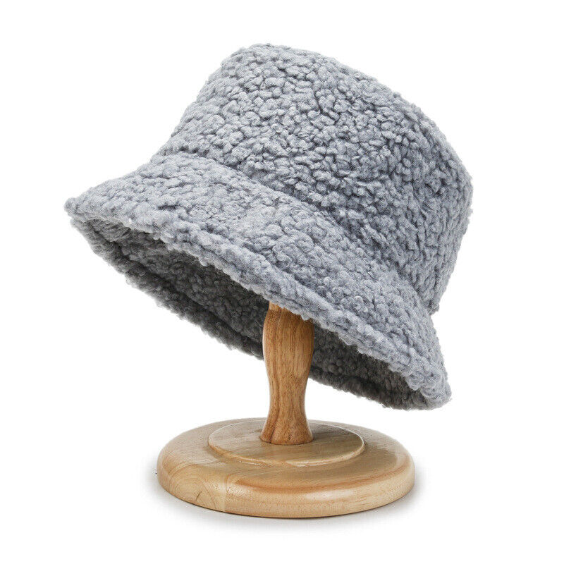Skanto | Livia Kvinne Teddy Bucket Hat Varm Lammeull