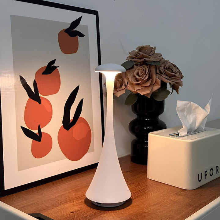 Skanto | Lumina Spire Lampe