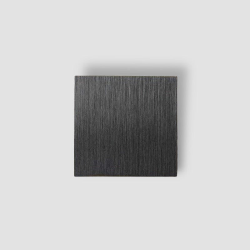 Skanto | ElegantBeam – Minimalist Vegglampe for Sofistikert Belysning