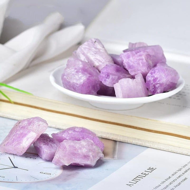 Skanto | Lilac Kunzite Rawstone