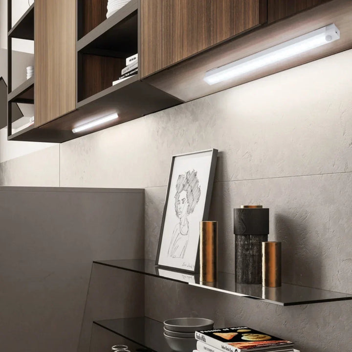 Frendorf | Trådlampe med LED og bevegelsessensor - SmartGlow