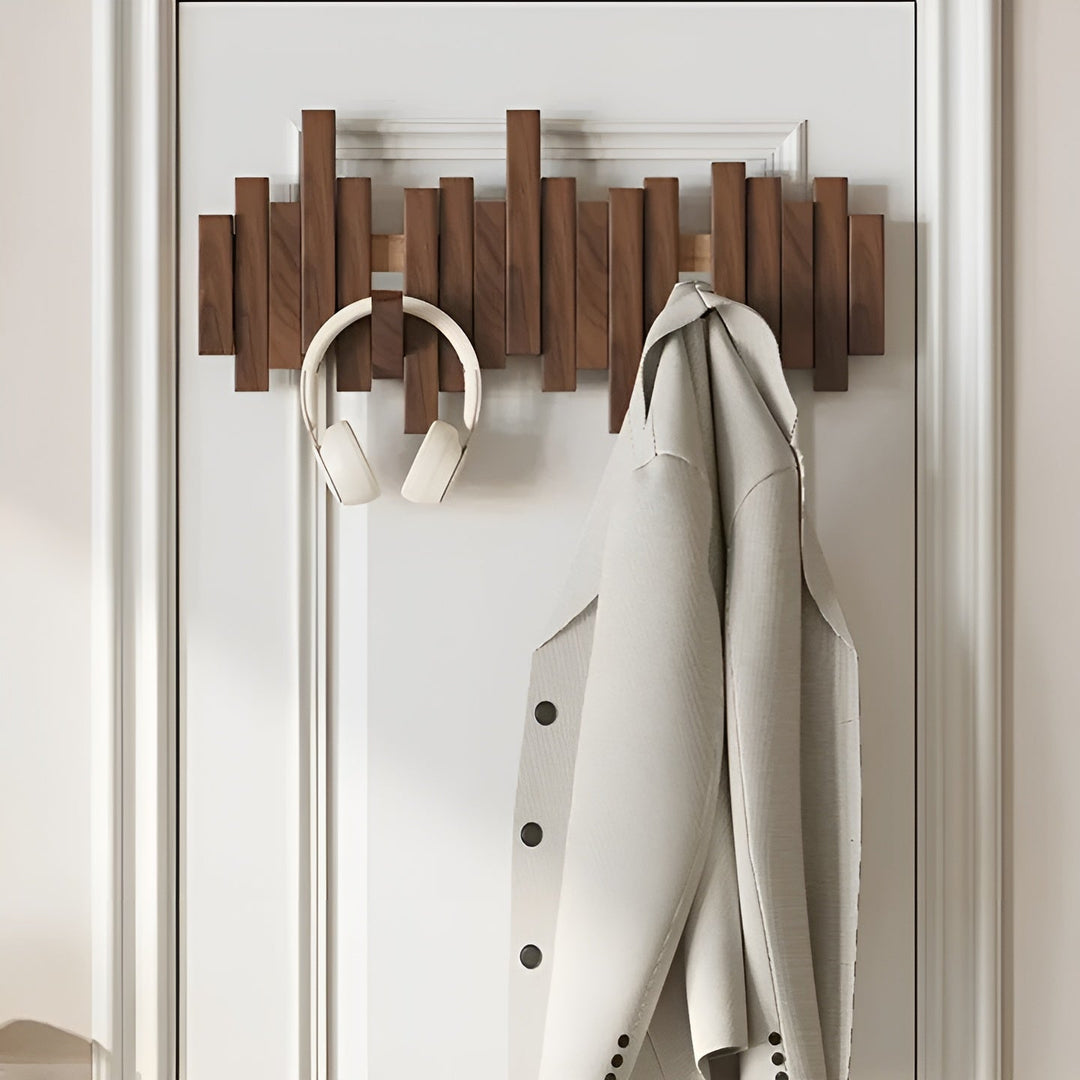 Stilig tre garderobe – FleksiSkantoe magnetiske kroker for mer organisering | Ideell for soverom | Skanto