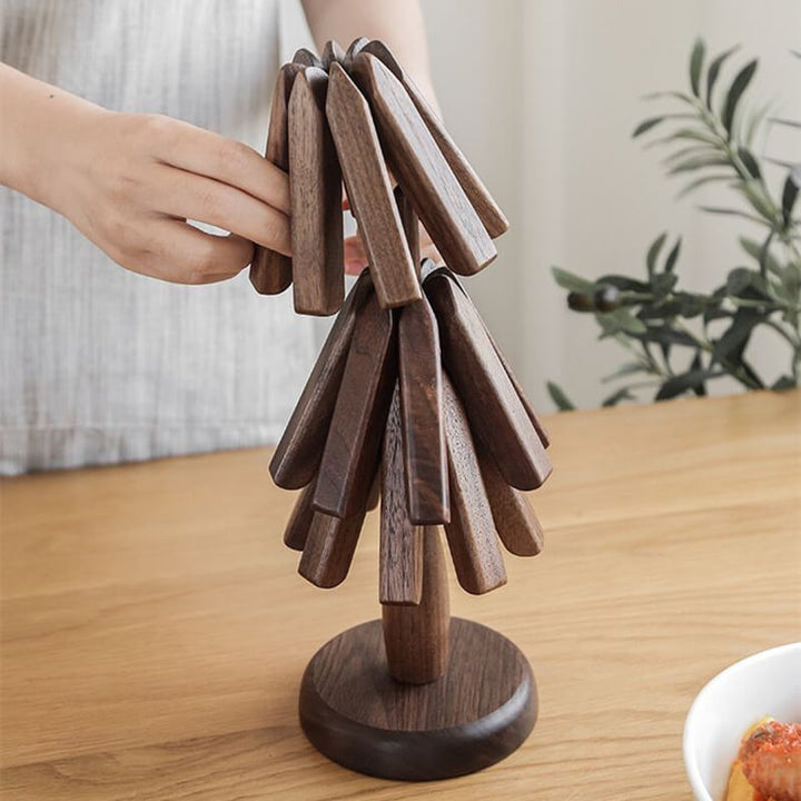 Skanto | WOODLIA – Elegant valnøtt bordbrikker for moderne og stilige måltider