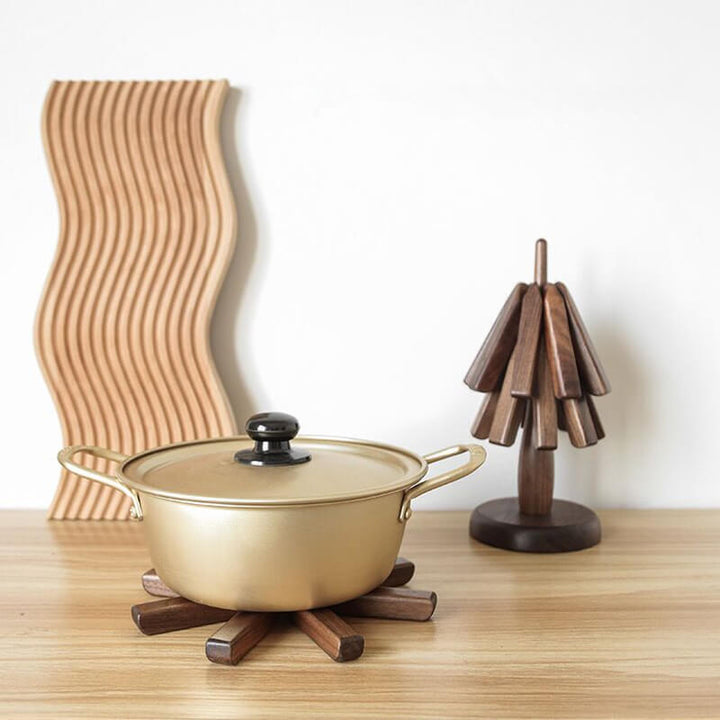 Skanto | WOODLIA – Elegant valnøtt bordbrikker for moderne og stilige måltider
