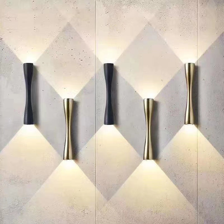 RéconfortGlow – Elegant Vanntett Vegglampe for Innendørs og Utendørs Skanto