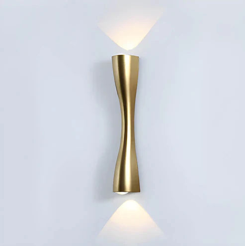 RéconfortGlow – Elegant Vanntett Vegglampe for Innendørs og Utendørs Skanto