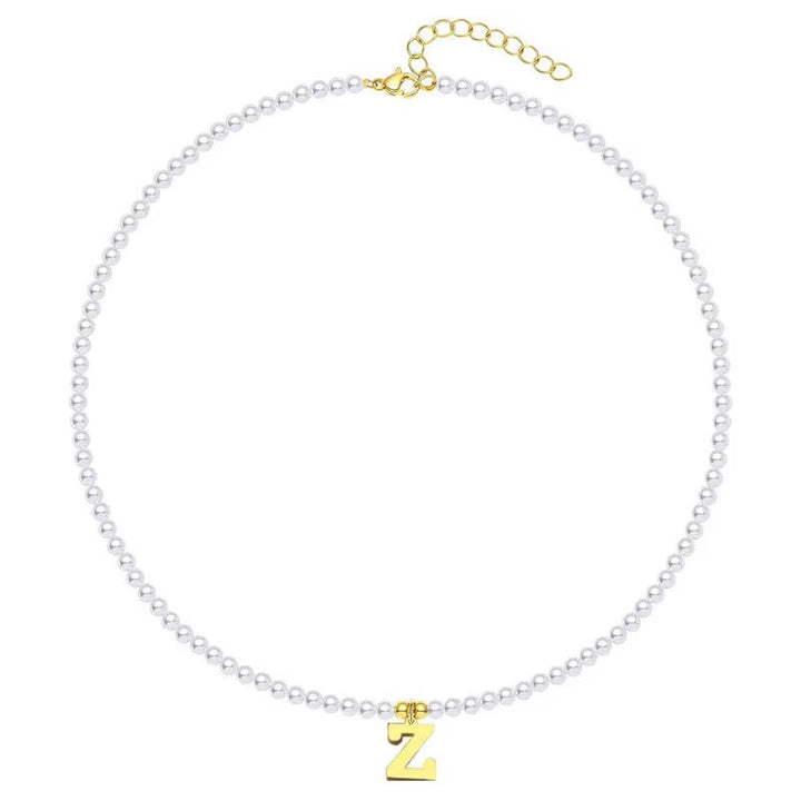 Skanto | Elegant gullbelagt perle bokstav initial halskjede