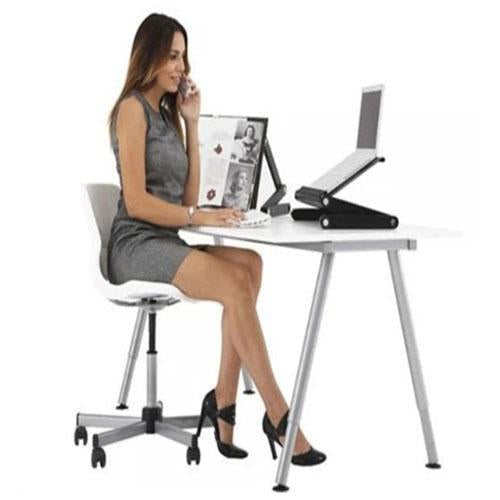 Skanto | 360° Justerbar Ventilert Sammenleggbar Laptop Notatbok Bordbrett
